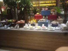 -海口绿发希尔顿酒店-田园汇自助餐·三文鱼·海鲜