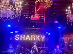 -鲨鱼美式餐厅酒吧Sharky