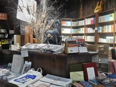 -良友书坊(安徽路店)