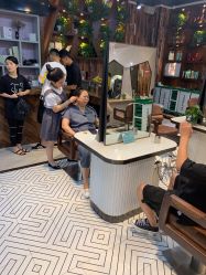 -PE SALON