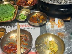 -草家酱蟹炭火烤肉店(珲春南路二店)