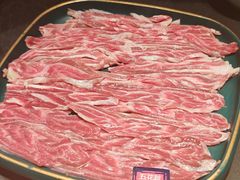 -牛村来人潮汕牛肉火锅(西单店)