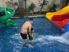 -泉城欧乐堡戏水湾艺术养生温泉