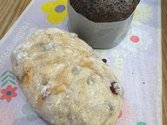 奥巧奶油宝藏包（上边的）-好利来(东直门银座店)