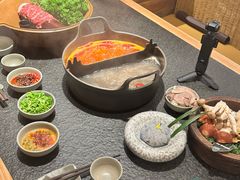 -三出山火锅(南京万象天地店)