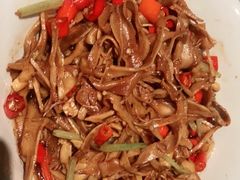 -洞庭土菜小炒馆(易发广场店)