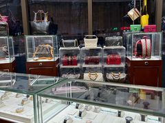 -吉吉吉名品二手奢侈品名表名包回收(静安店)