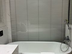 -苏州金鸡湖中茵皇冠假日酒店