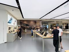 -华为授权体验店(中山公园来福士)
