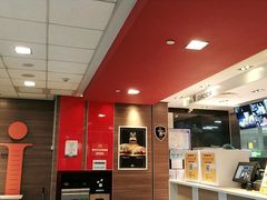 -麦当劳(汉口火车站候车室店)