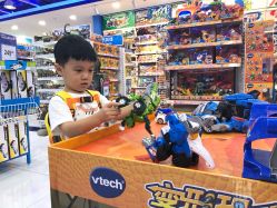 -玩具反斗城(正大广场店)