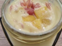-新大咀港式茶餐厅(宝山万达店)