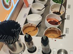 -呷哺呷哺(融创茂店)