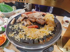 -青瓦餐厅·生鱼片·韩园烤肉(西塔店)