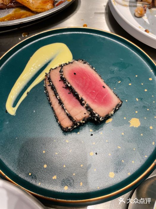 猛古里烤肉自助(荟聚中心店)嫩烤金枪鱼图片