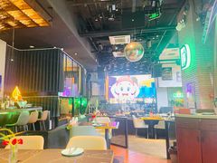 -DEEP·深美式餐吧(五棵松华熙LIVE店)