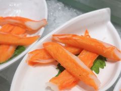 -雍容荟活帝王蟹活龙虾自助(苏宁旗舰店)