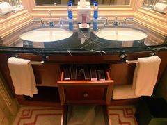 -广州富力丽思卡尔顿酒店