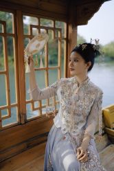 -LOVINA洛维娜婚纱礼服