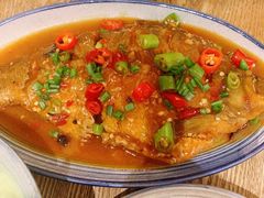 干烧武昌鱼-静一餐厅·湖北菜(前门店)