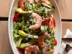 牛油果鲜虾沙拉-UPPER KITCHEN(延安路店)