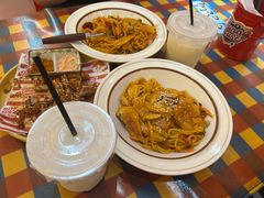 -万能料理屋(钟鼓岭路店)