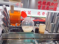 -成都你六姐·牛肉冒菜(信泰中心商场店)