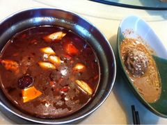 麻辣锅底和小料-08涮肉坊(广顺南大街店)