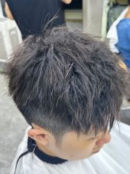 -藤野造型烫发染发