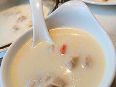 -煲宫猪肚鸡(晶品店)