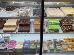 -玛尔哈巴·塔塔尔糕点(华侨小区店)