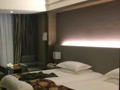 -东方帝景假日酒店