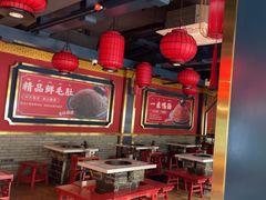 -爱你您·自家鱼塘·活水喷泉鱼火锅(八里店)