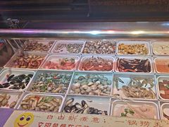 -尚品海鲜肥牛自助火锅(湖明店)