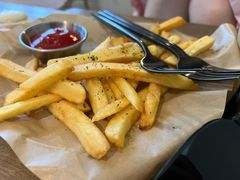 -J Create城市露营咖啡·简餐·宠物(上海动物园店)