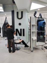 -U·NI SALON 造型
