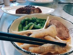 -品悦酒店(三林古镇店)