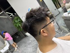 -风生造型