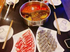 -唯爱KTV聚会餐厅(仙林东城汇店)