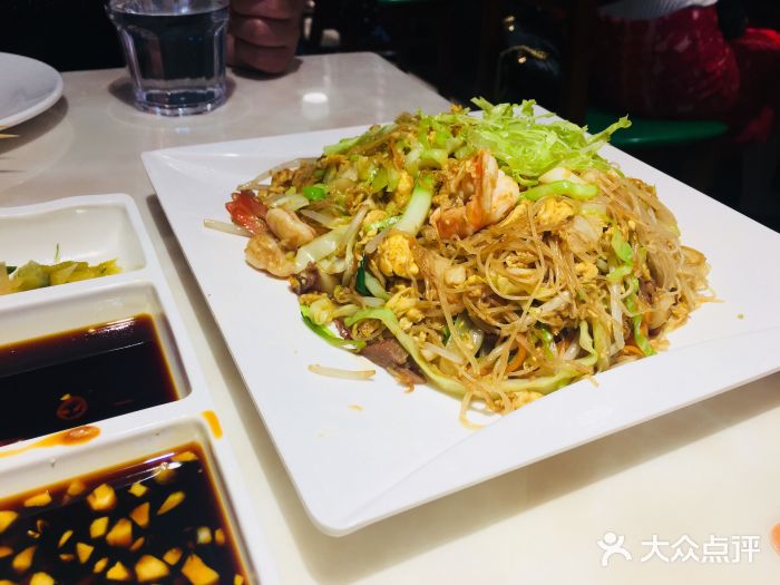 星洲小馆·新加坡菜(吴江万象汇店)星洲炒米粉图片