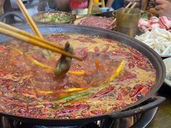 -黄潇洒老火锅(九眼桥宏济巷店)