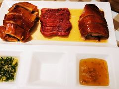 招牌烧味三拼-新大咀港式茶餐厅(宝山万达店)