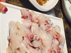 -鱼粤鲜淘米捞·中山脆肉鲩火锅(悦湖会店)