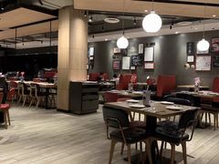 大堂-必胜客(新中纬店)