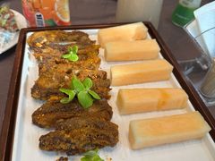 -香山湖家家宴(中山陵店)