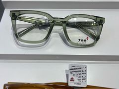-罗伯特眼镜·蔡司官方授权(前海桂湾店)