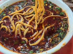 -吾穆勒蓬灰牛肉面·清真(北滨河中路店)