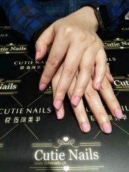 -悦指间美甲美睫