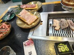 -臻牛烤肉