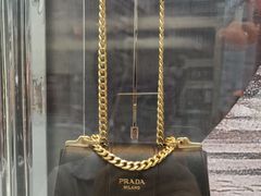 -PRADA普拉达(德基广场店)